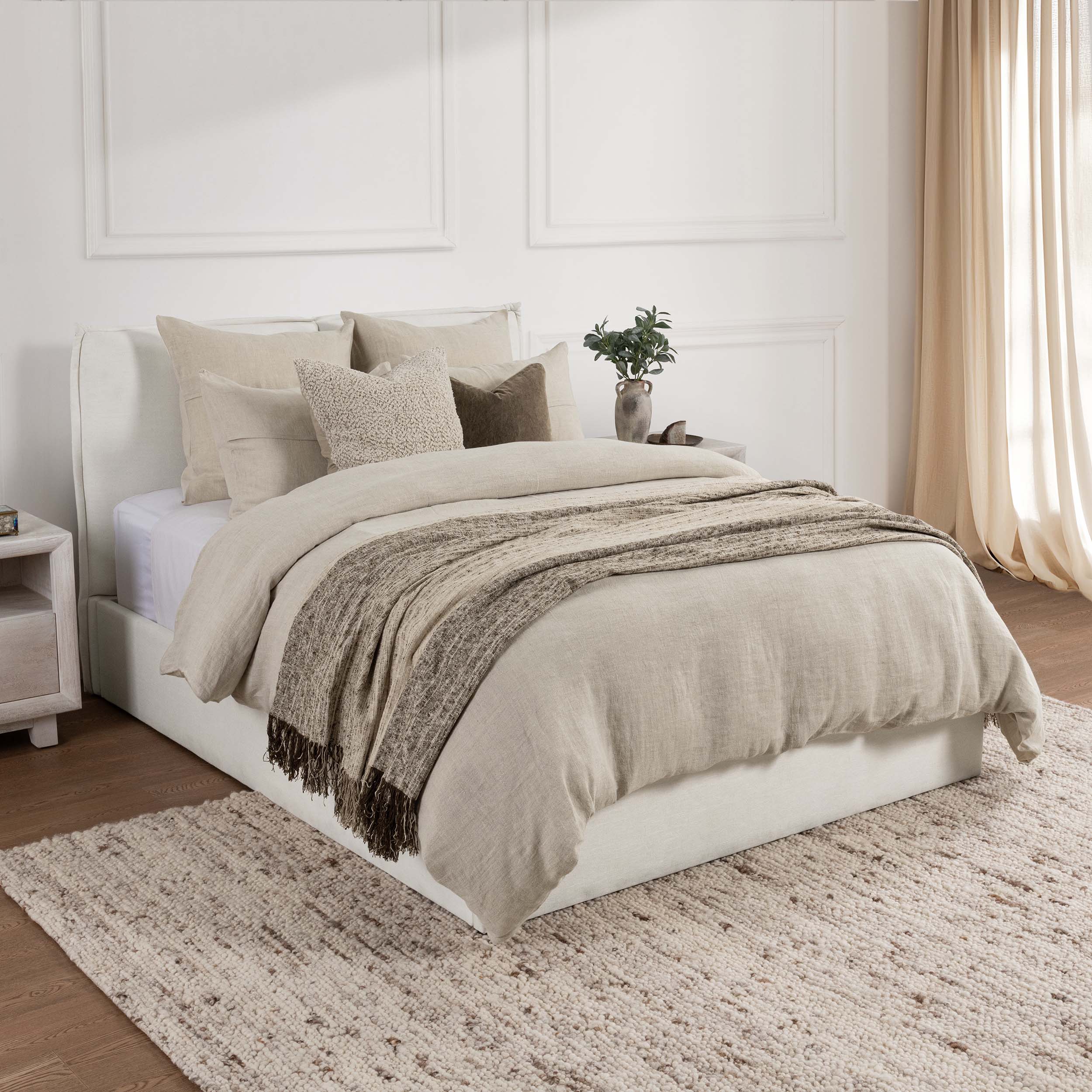 Beaumont Duvet, Linen