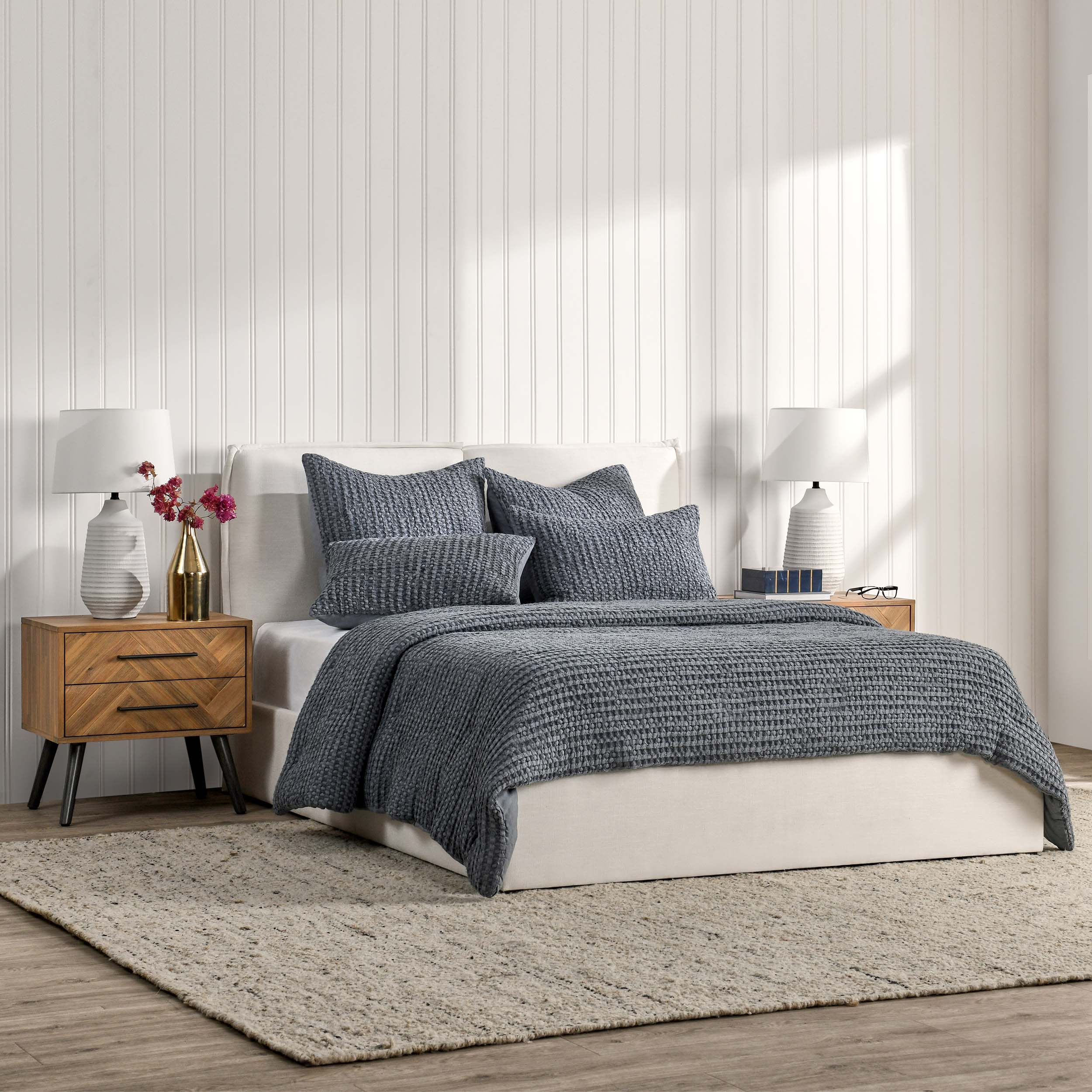 Colmar Quilt, Marina Blue - Image 3