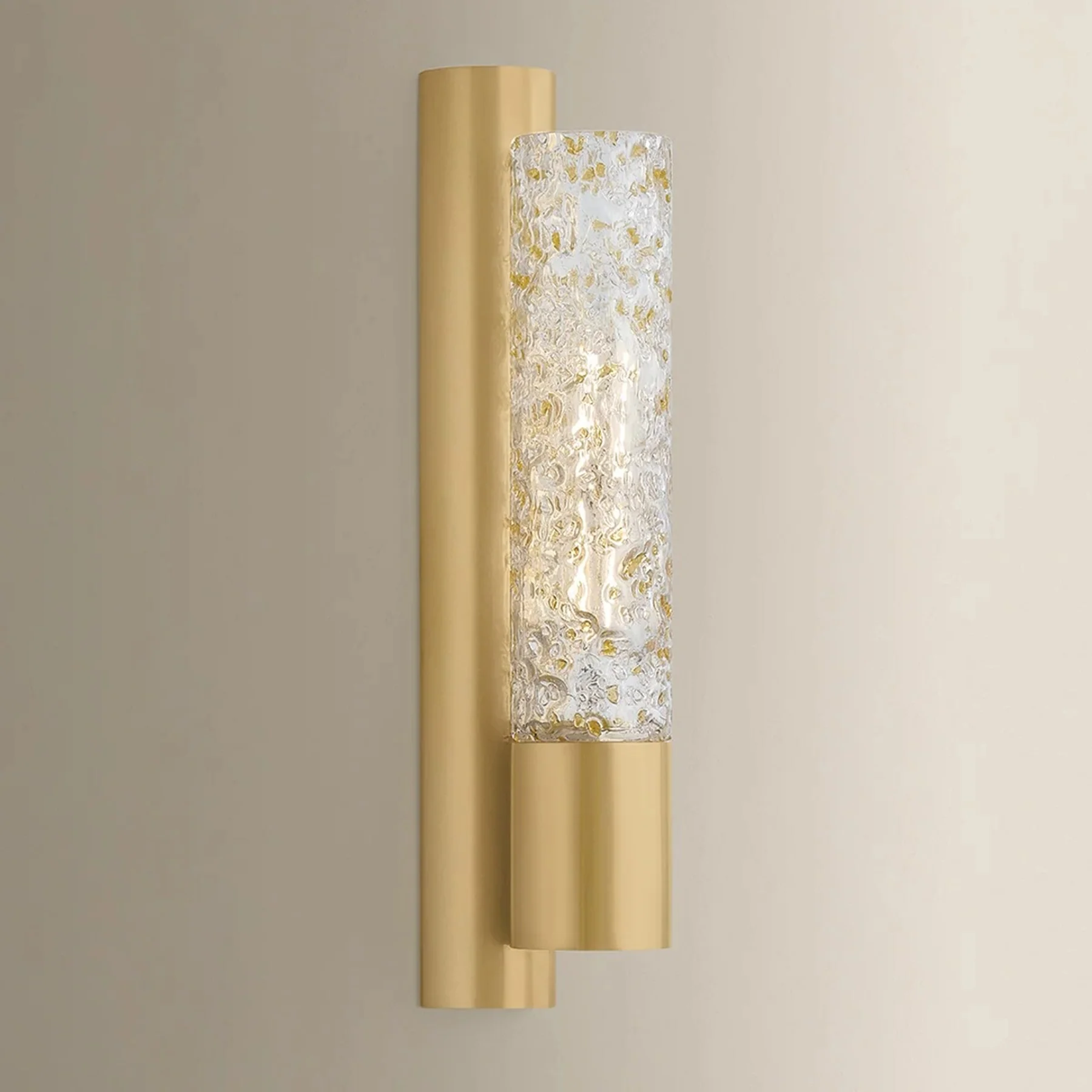 Ivalo Short Wall Sconce, Vintage Brass - Image 2