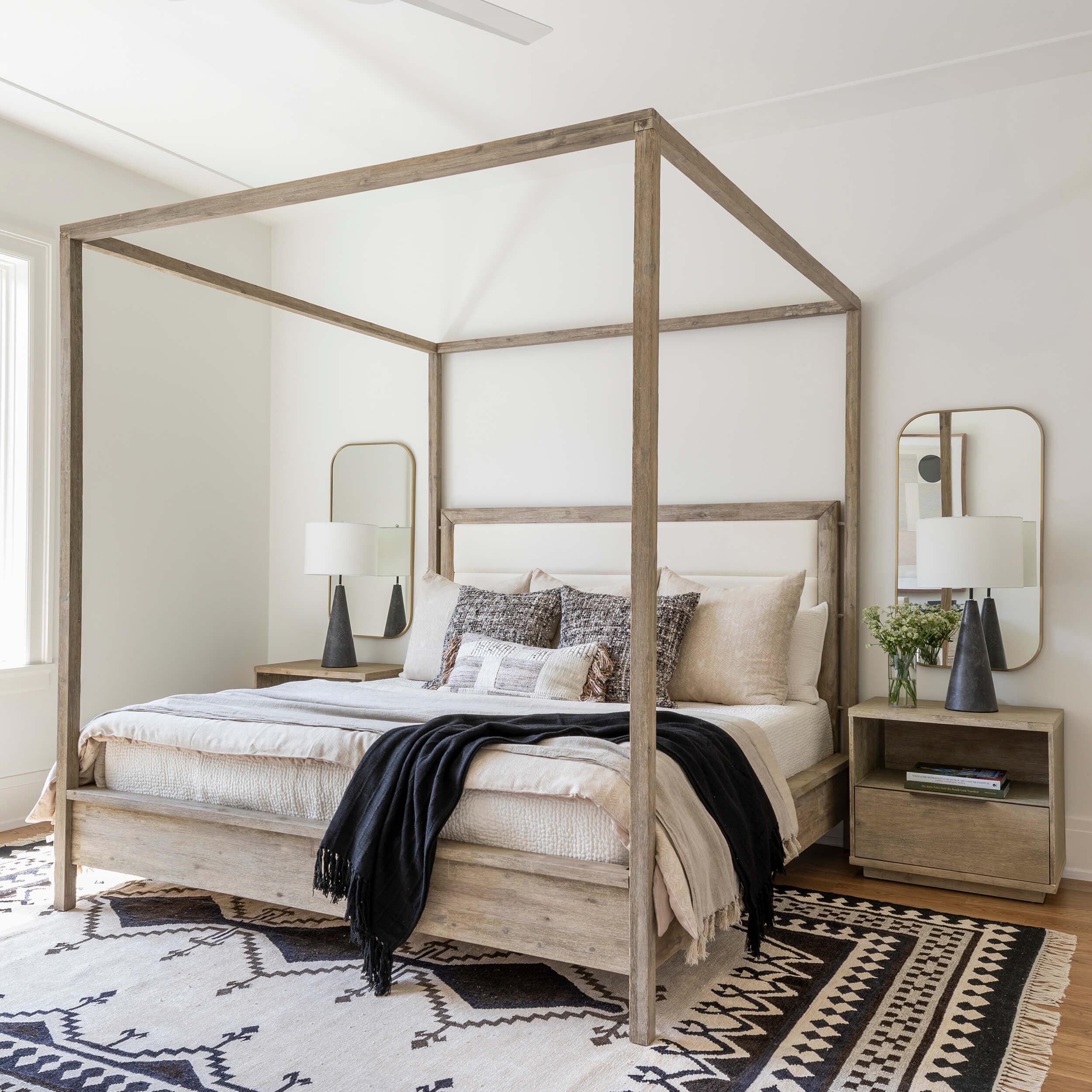 Juliette Four Poster Bed - Image 5