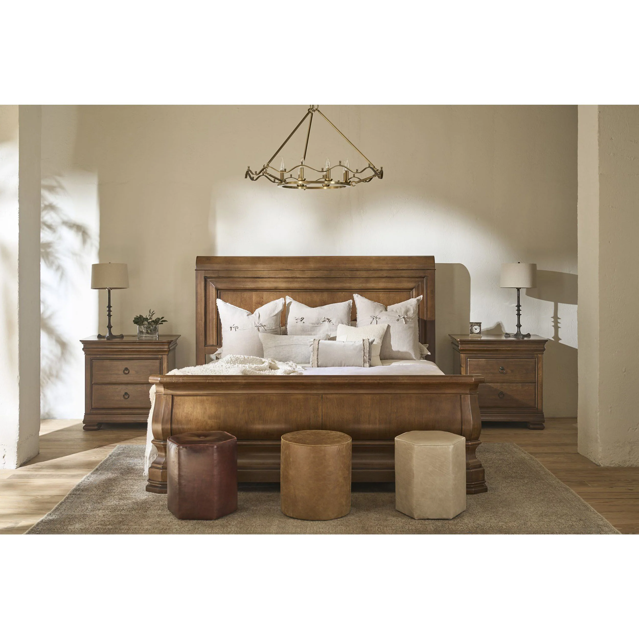 Louie P's Sleigh Bed, Cognac - Image 4