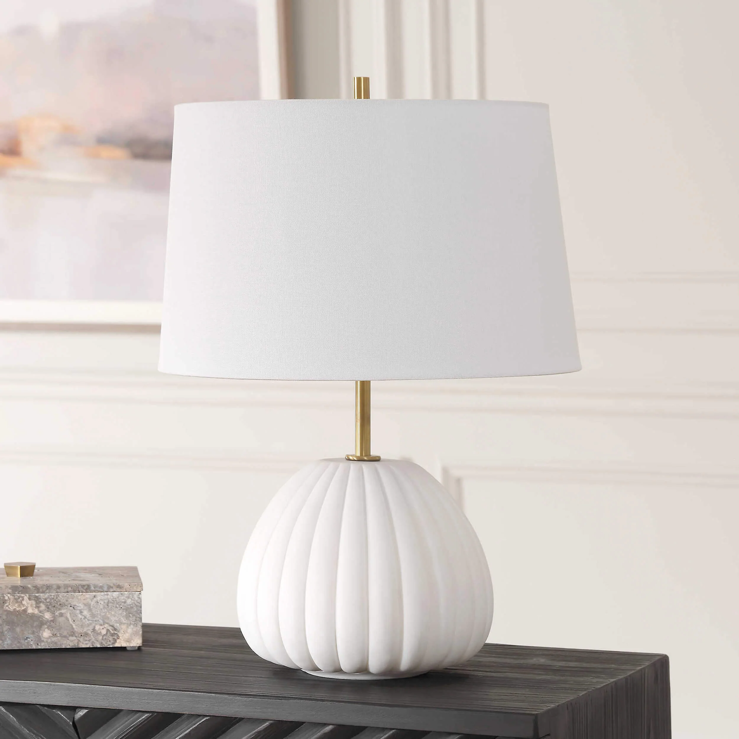 Lynna Table Lamp - Image 5