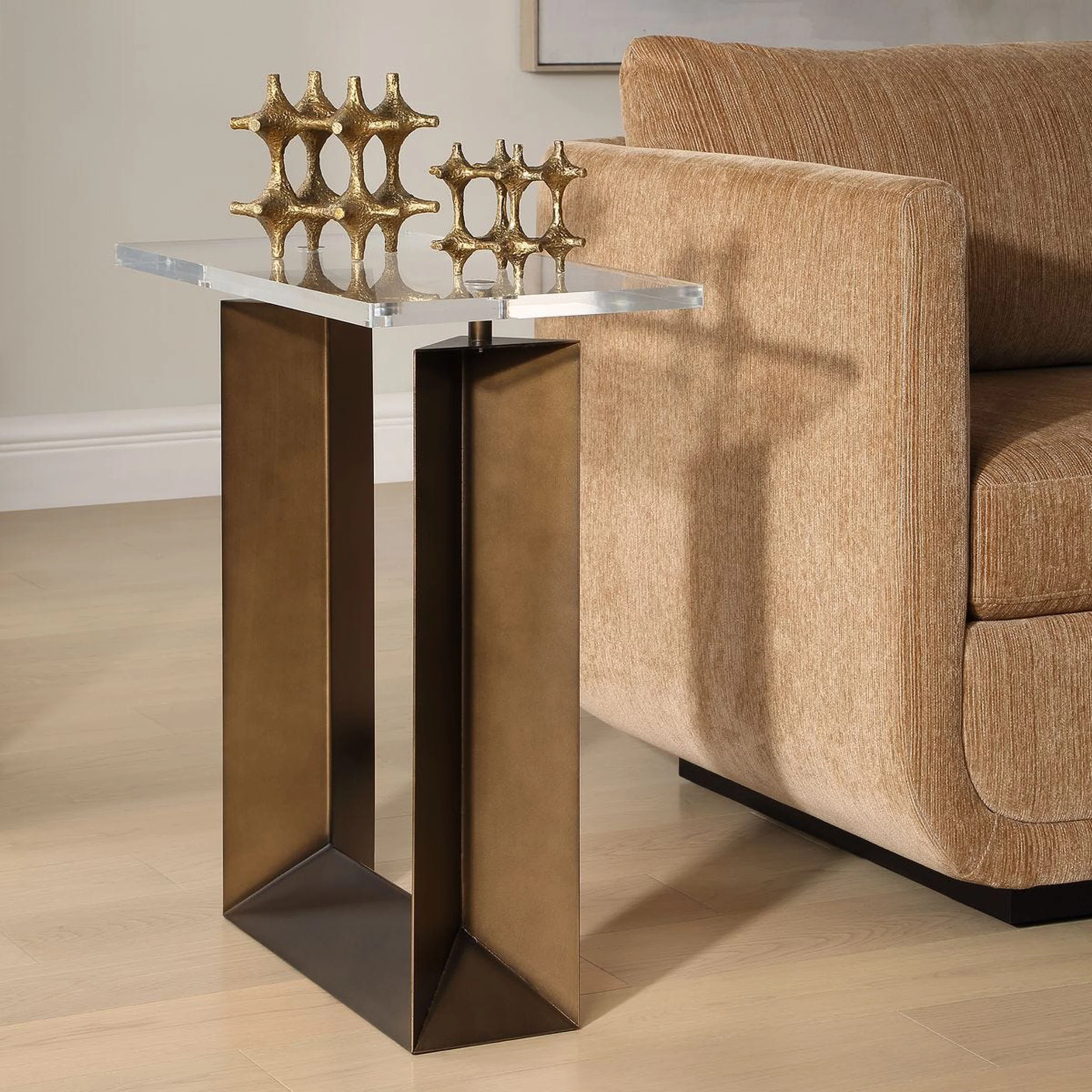 McElroy Side Table, Clear - Image 5