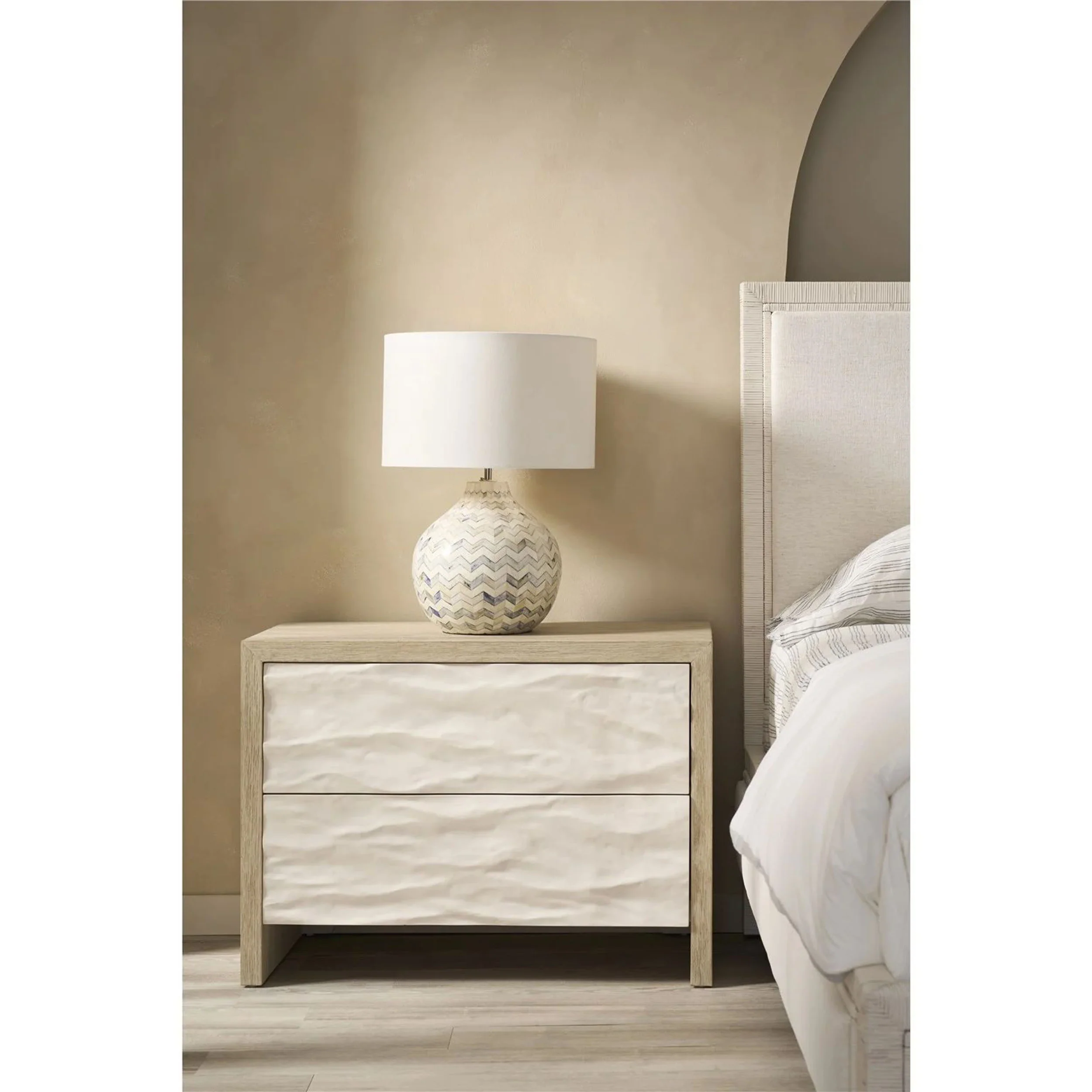 Oasis Chest, Dockside - Image 4