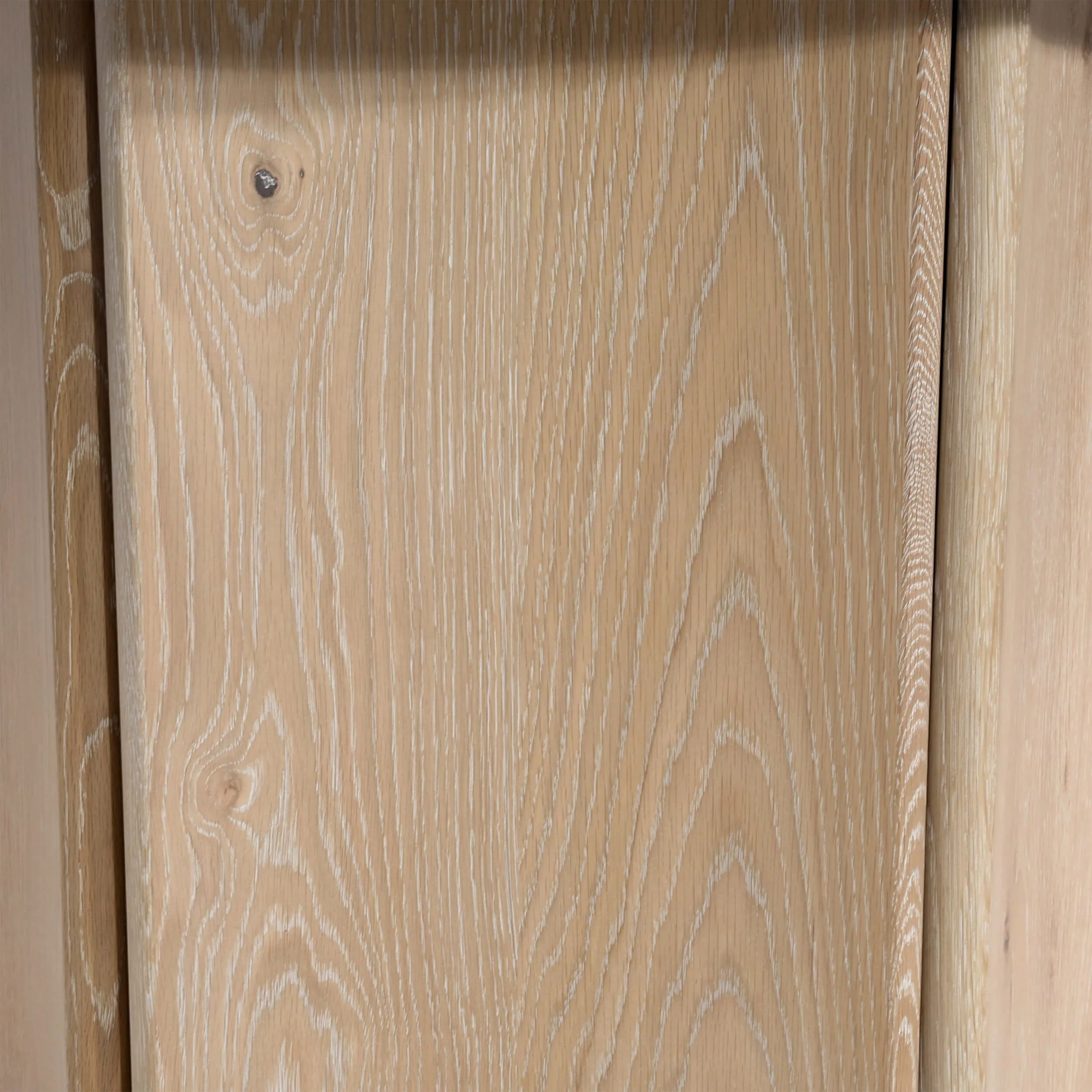 Oja Dining Table - Image 4