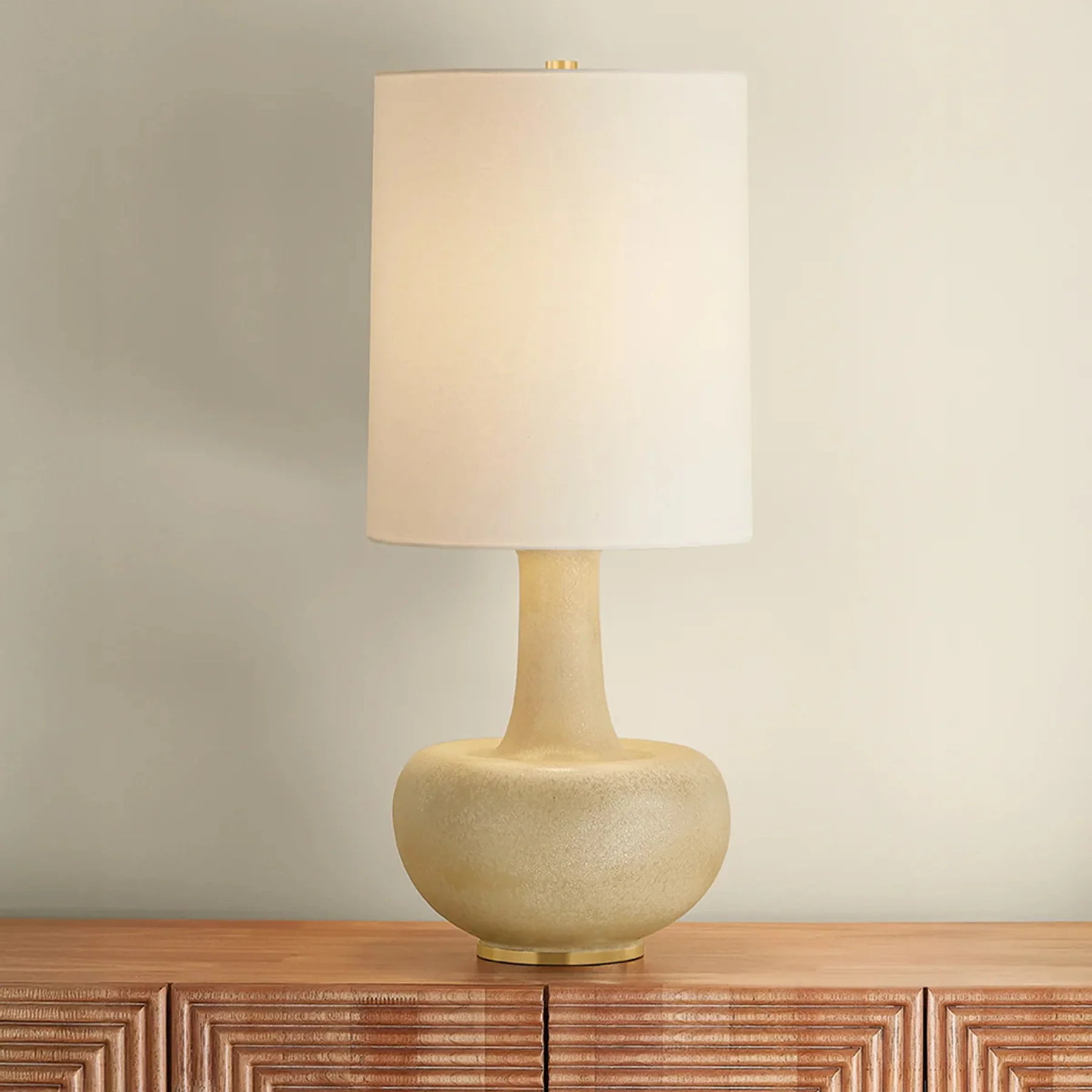Plum Point Table Lamp, Aged Brass/Ceramic Biscotti Reactive - Image 3