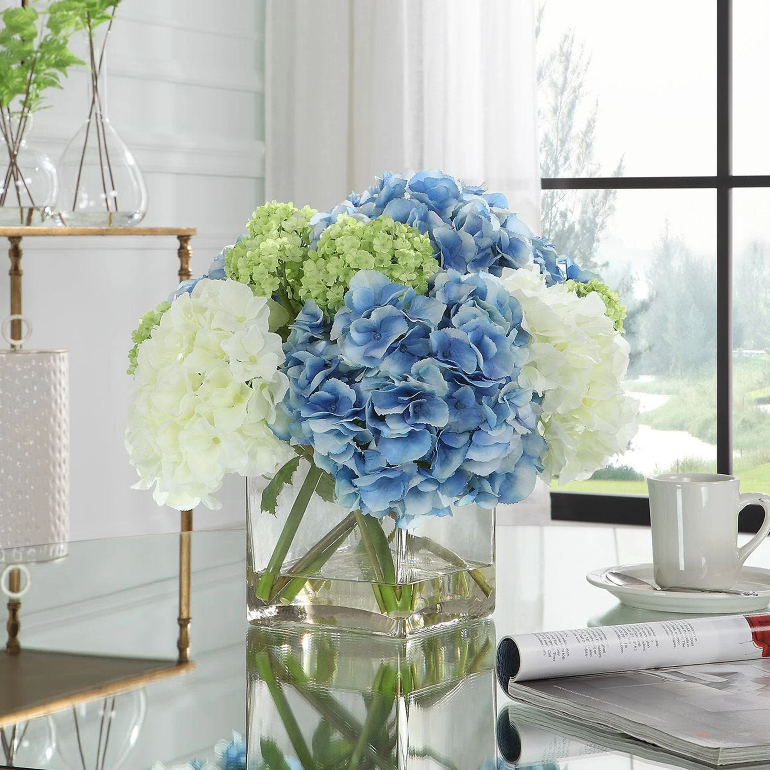 Providence Hydrangea Bouquet, Natural - Image 4