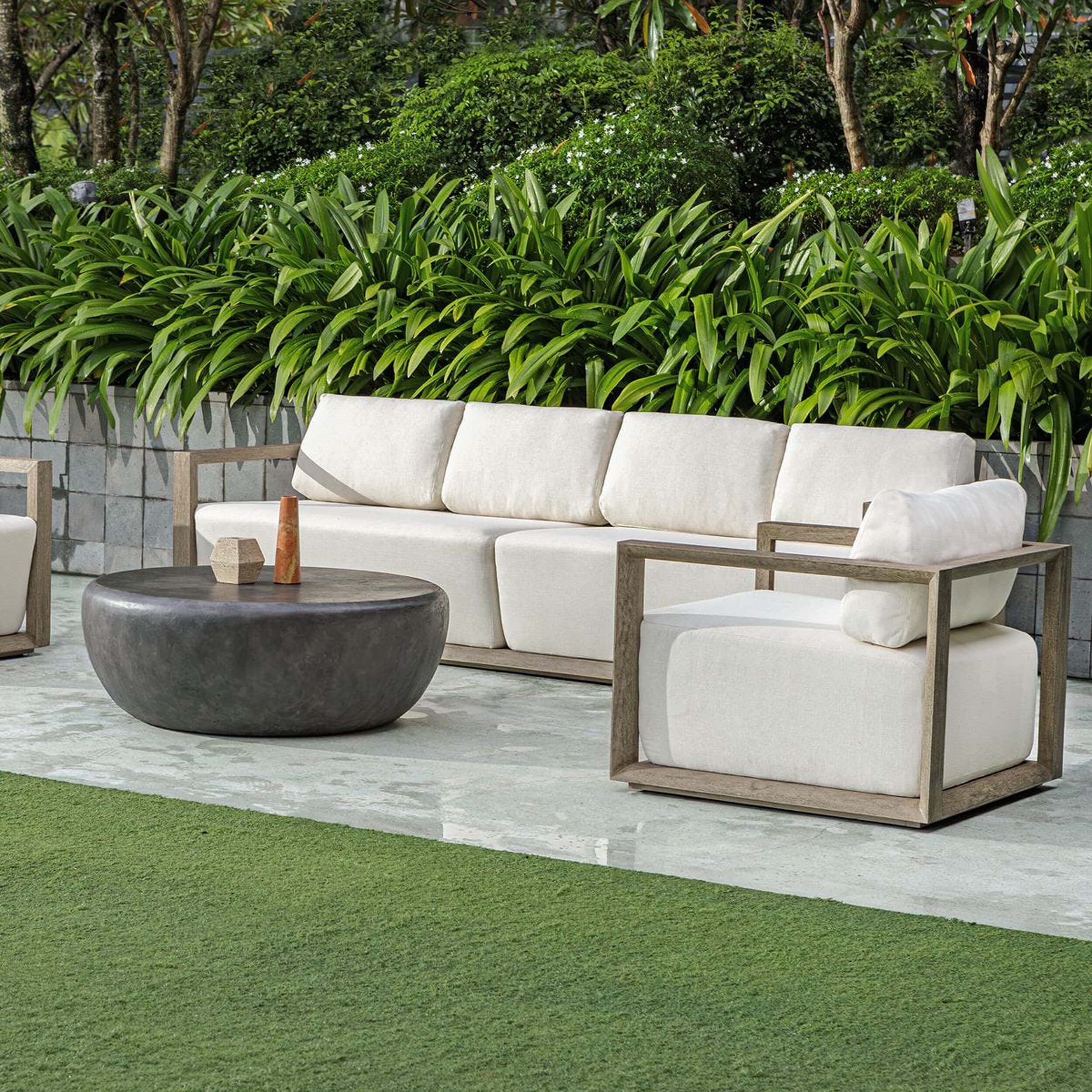 Remsen Outdoor 107" Sofa, Weathered Gray/Oyster - Image 5