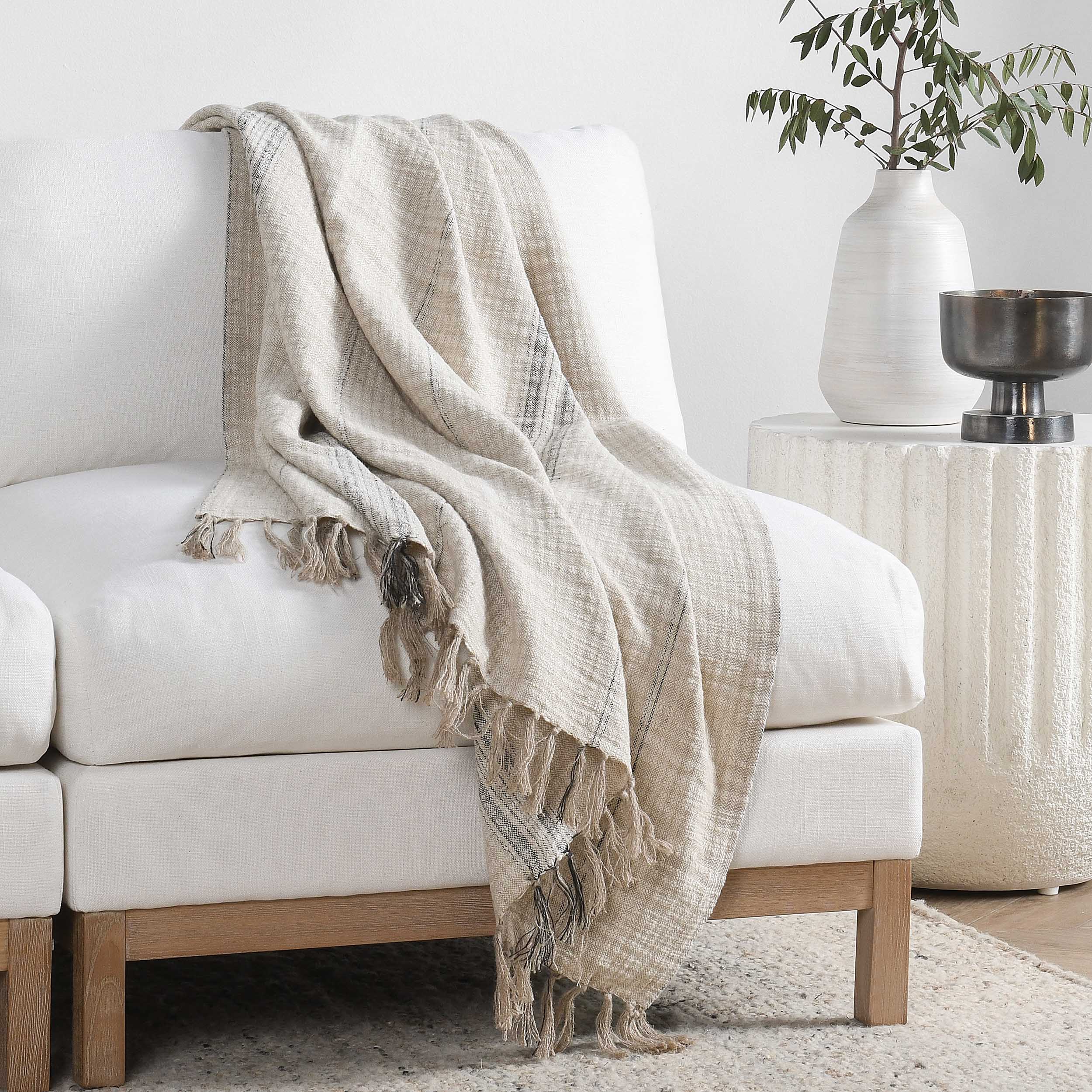 Ria Throw, Natural/Black - Image 5
