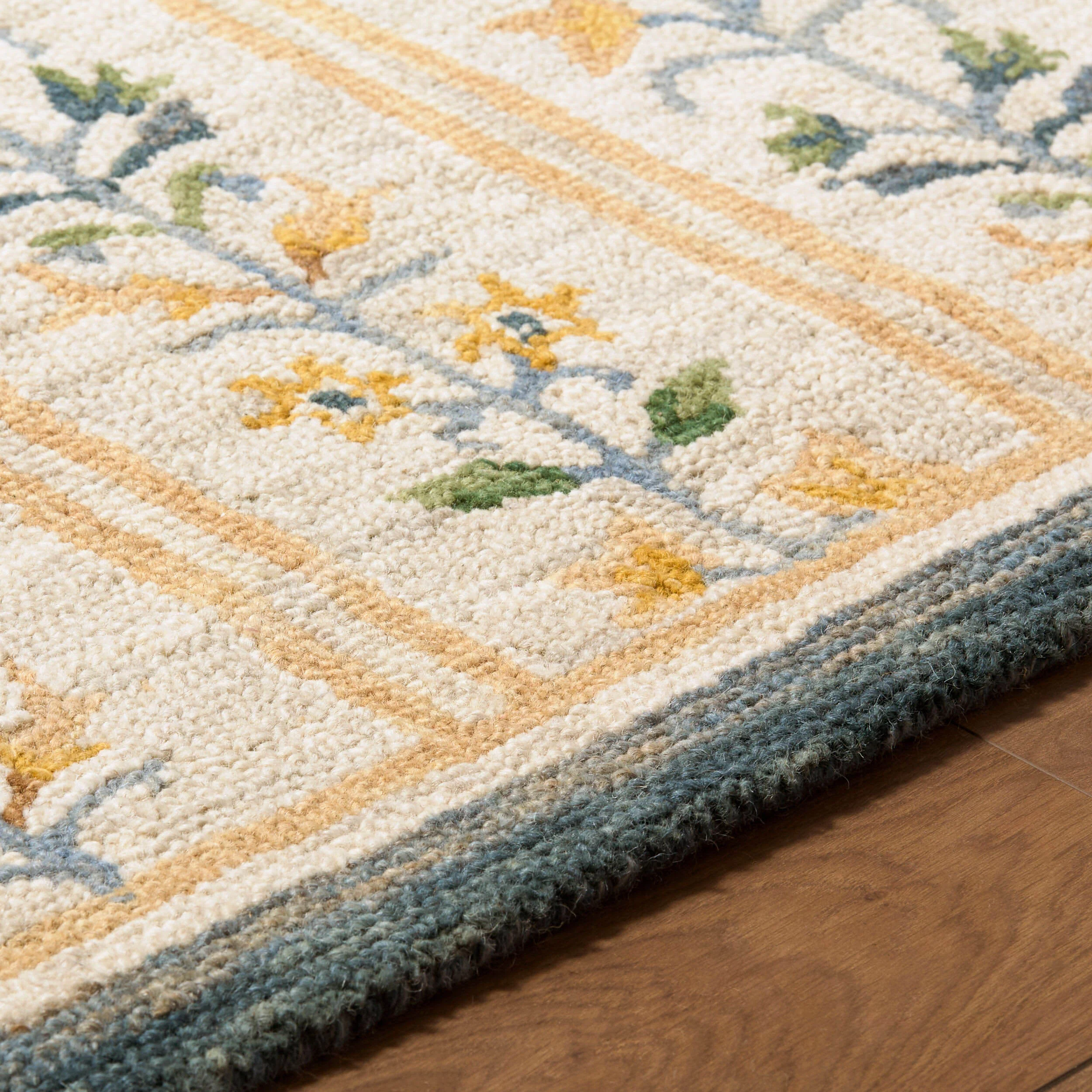 Surya Lovebliss Rug Fairfax FFX-2305, Floral Multi - Image 4