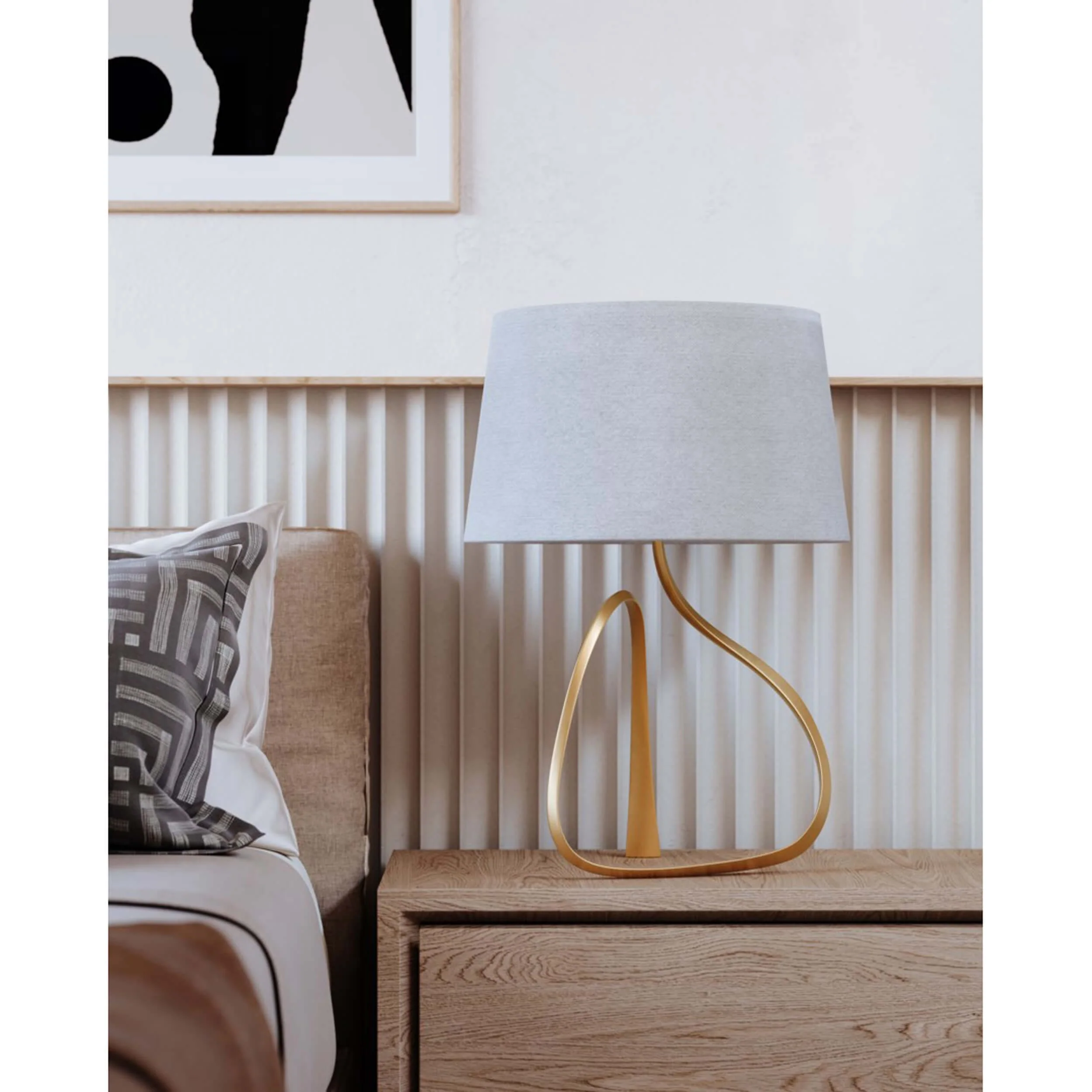 Tharold Table Lamp - Image 4