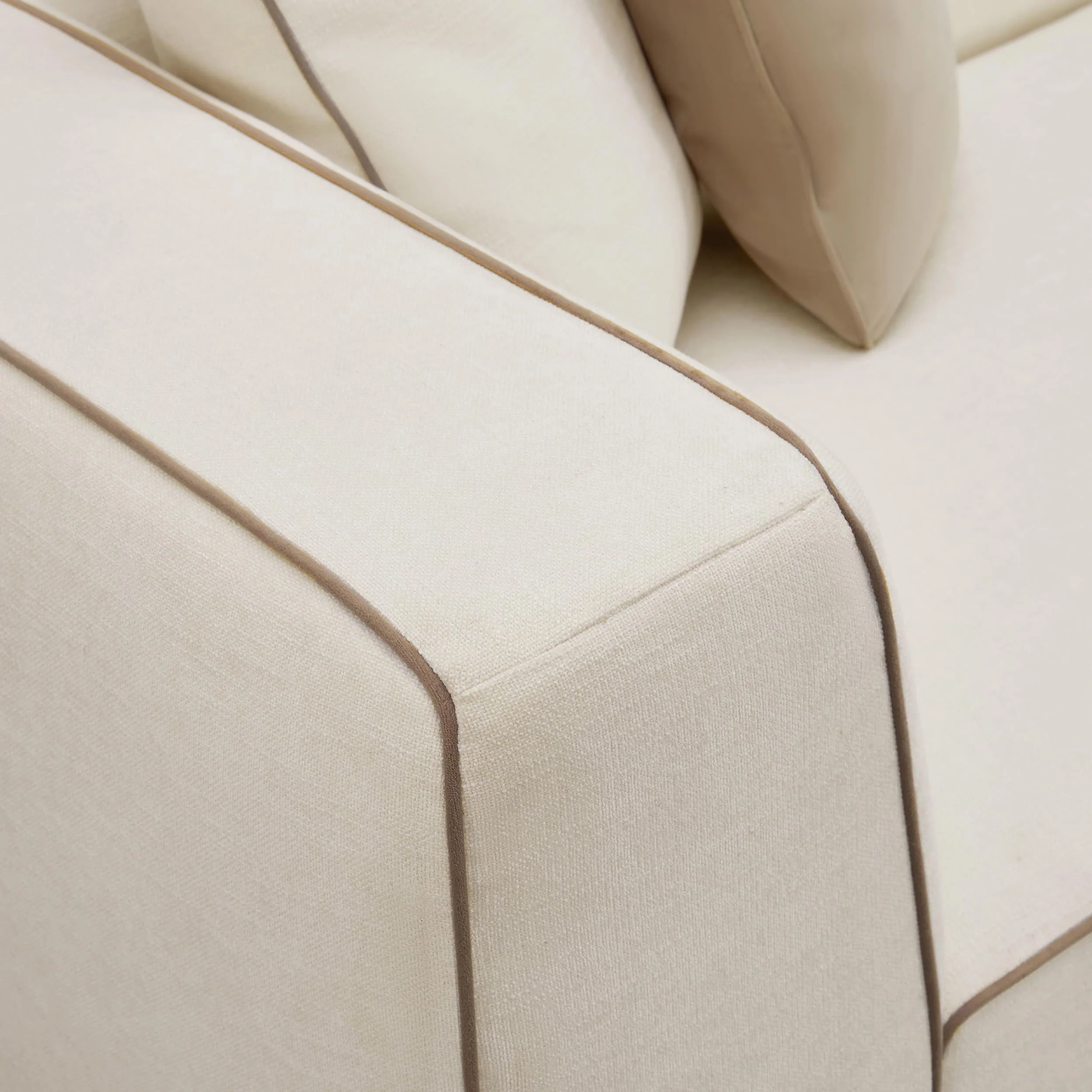 Tristine RAF Sectional, Cream - Image 3