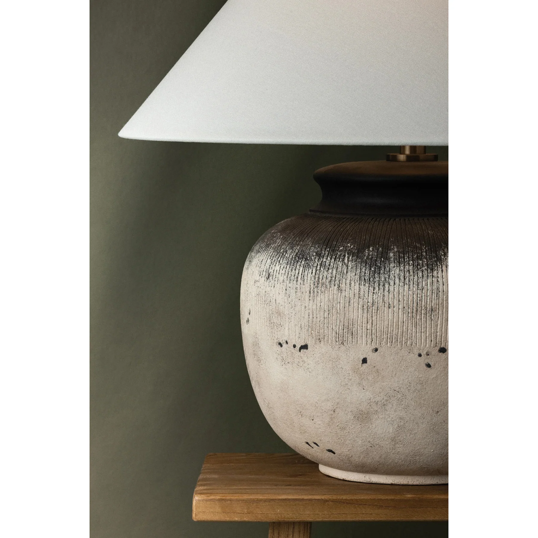 Unearthed Table Lamp, Patina Brass/Ceramic Flamed White - Image 3