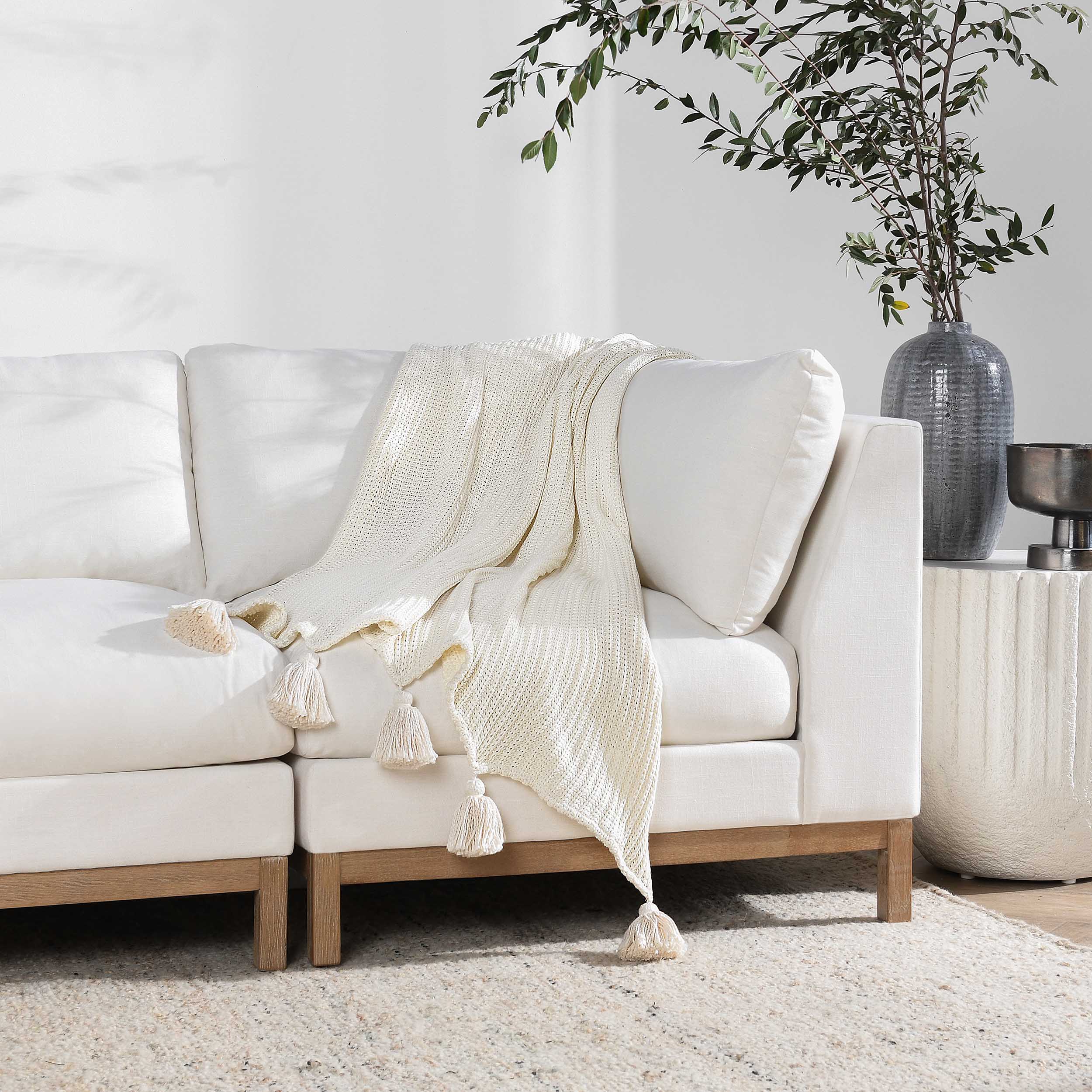 Veda Throw, Ivory - Image 5