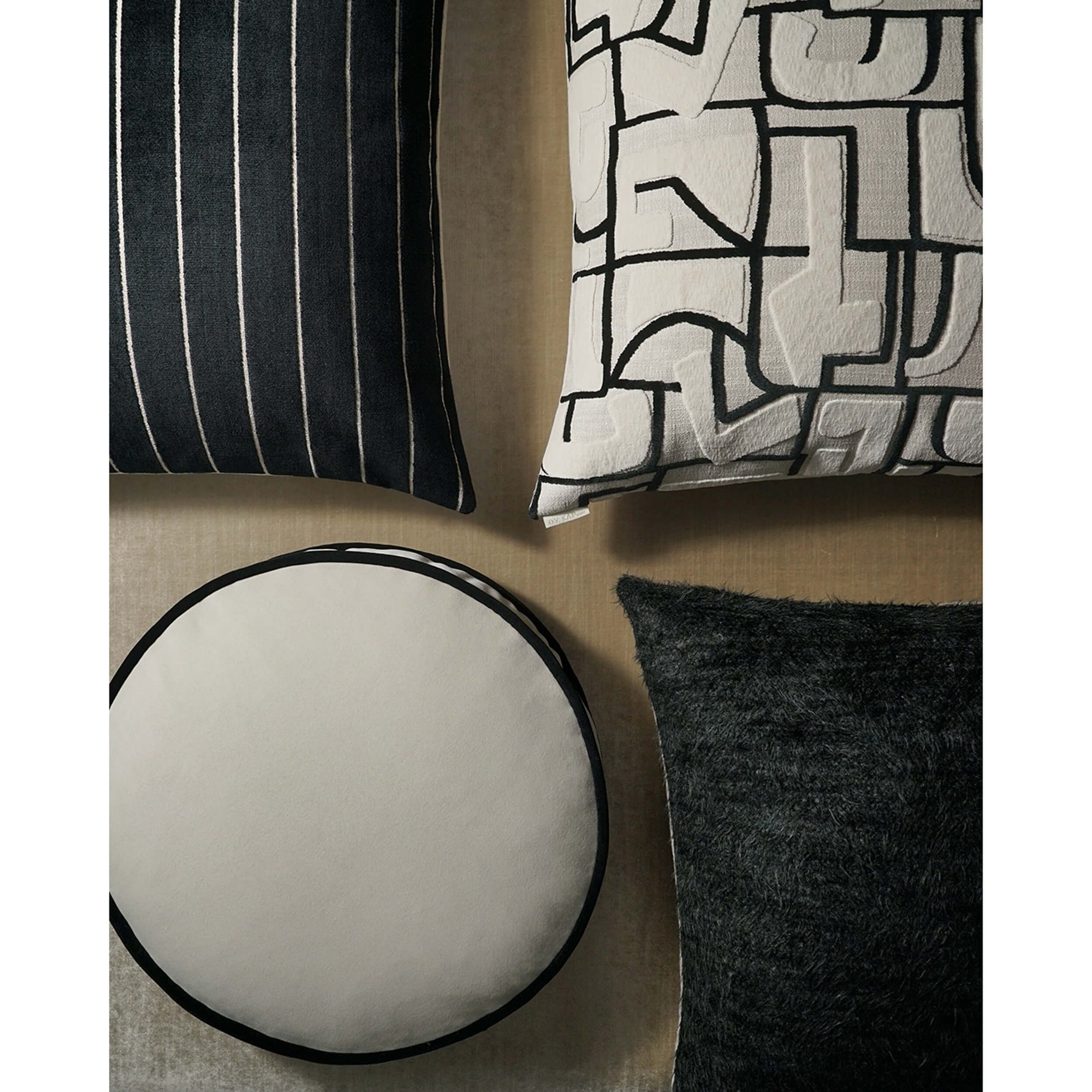 Yasmeen Pillow, Beige/Black - Image 4