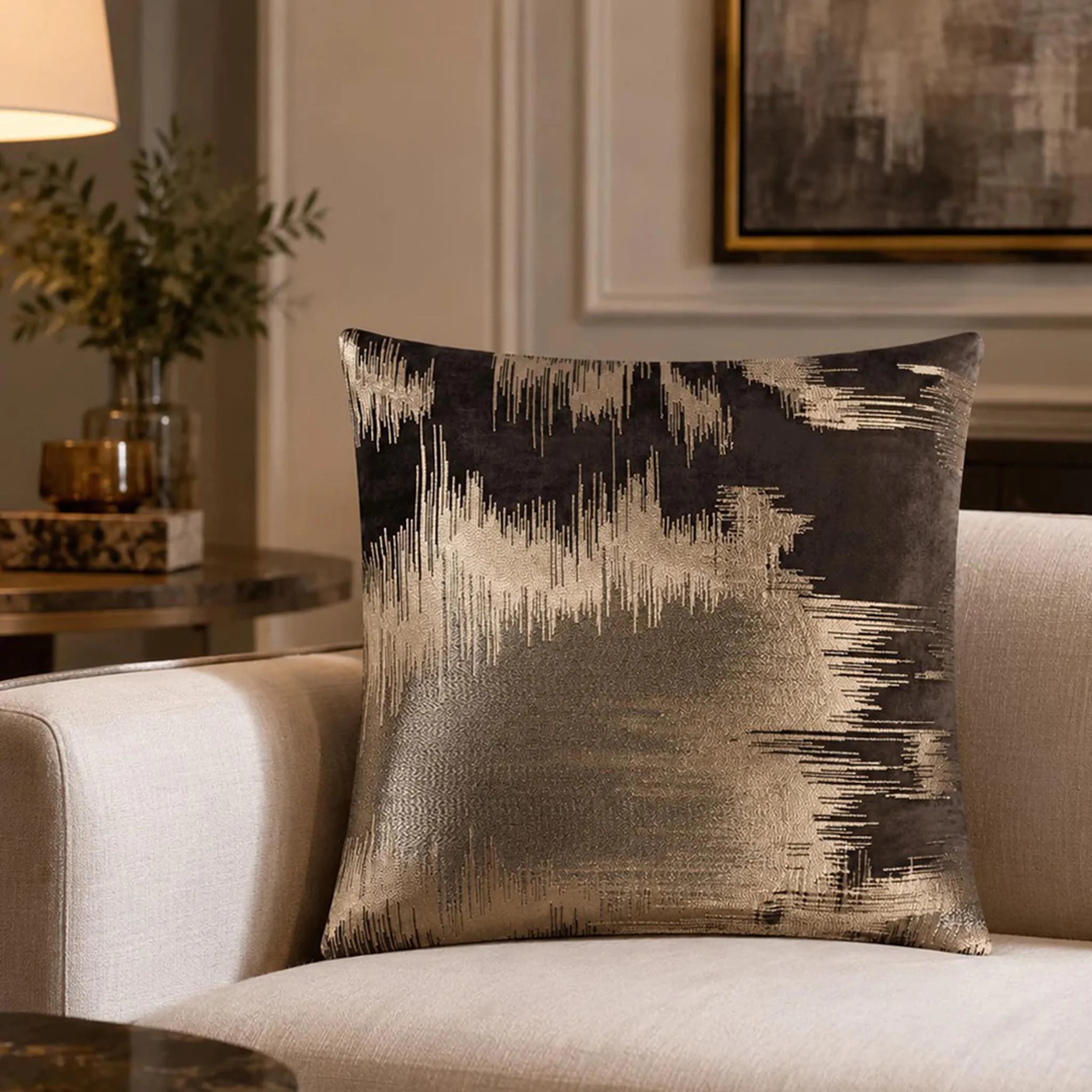 Zaha Pilow, Metallic Thread - Image 3